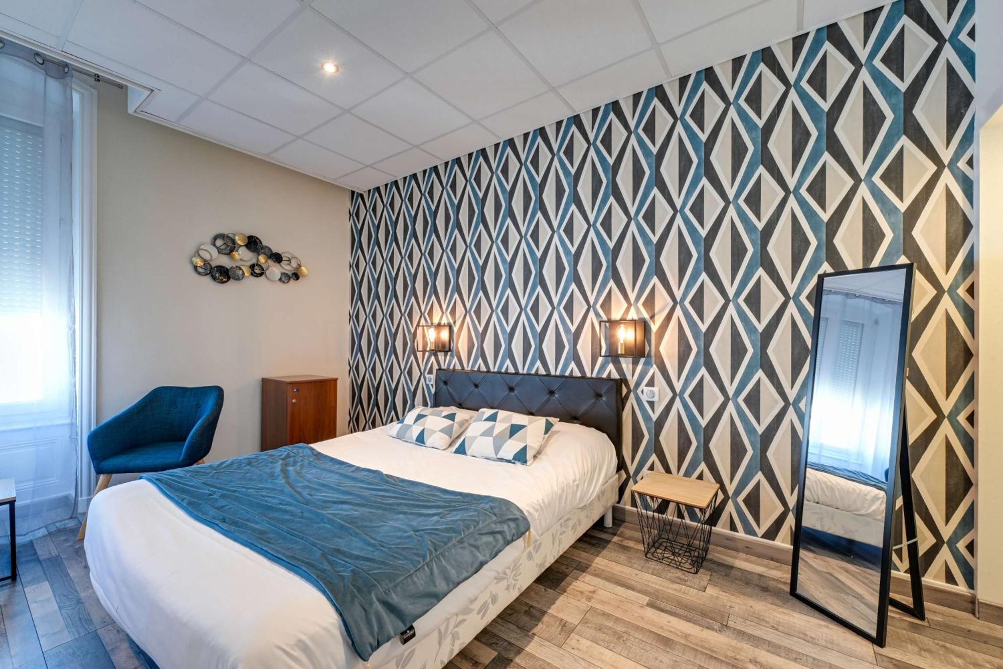 Brit Hotel Roanne - Le Grand Hotel Екстериор снимка